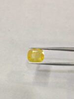 Natural Yellow Sapphire ( pukhraj) Unheated & Untreated 7.60 carats (Sri Lankan / Ceylon) - Image 2