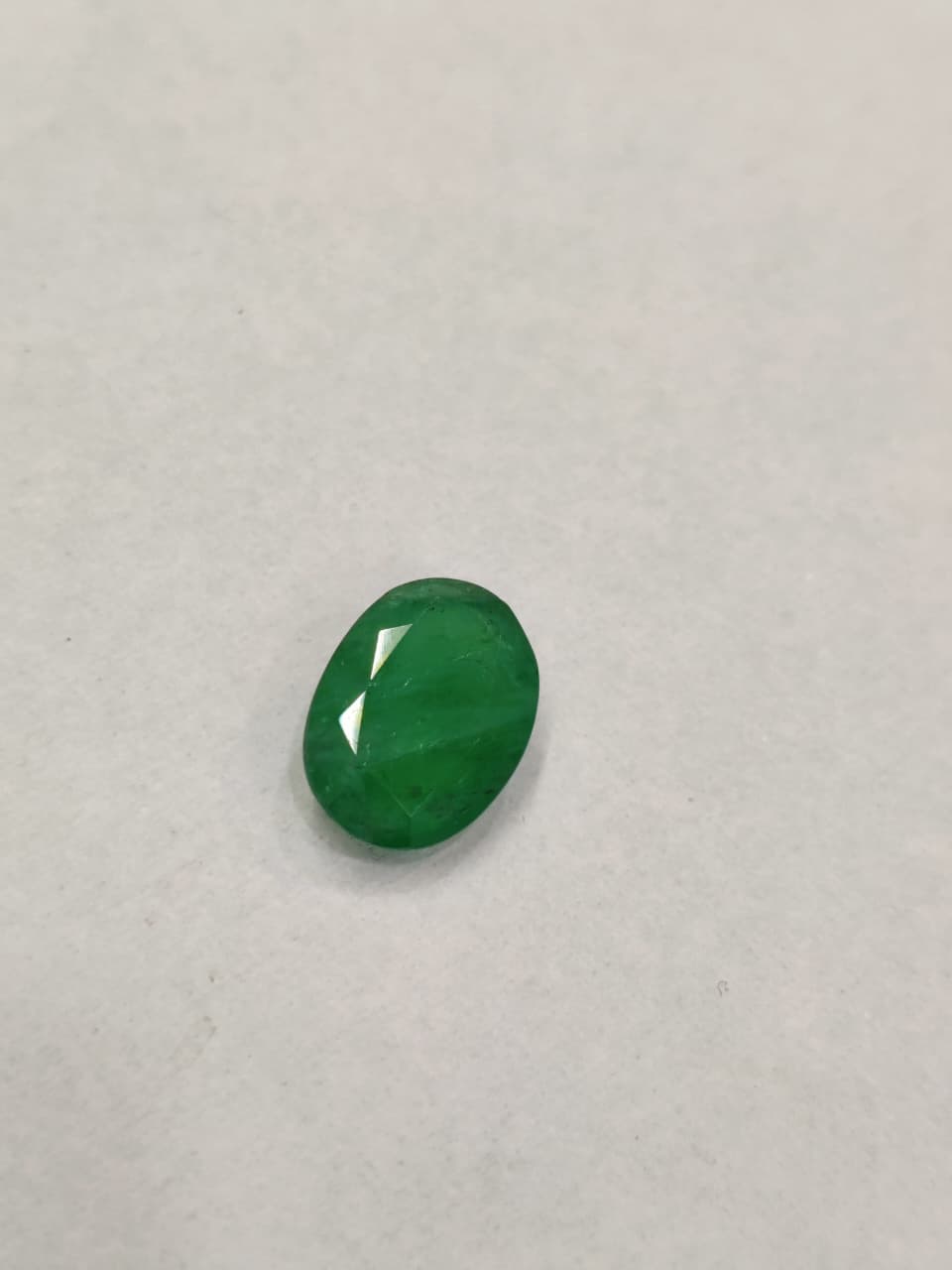 WhatsApp Image 2026-01-05 at 6.30.46 PM Natural emrald (Zambia) 5.45 carats - Image 1