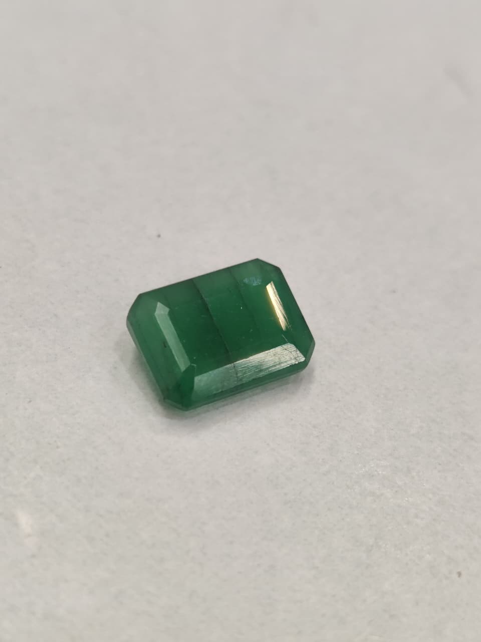 WhatsApp Image 2026-01-06 at 2.54.47 PM Natural Emrald (Zambia) 4.25 carats - Image 1