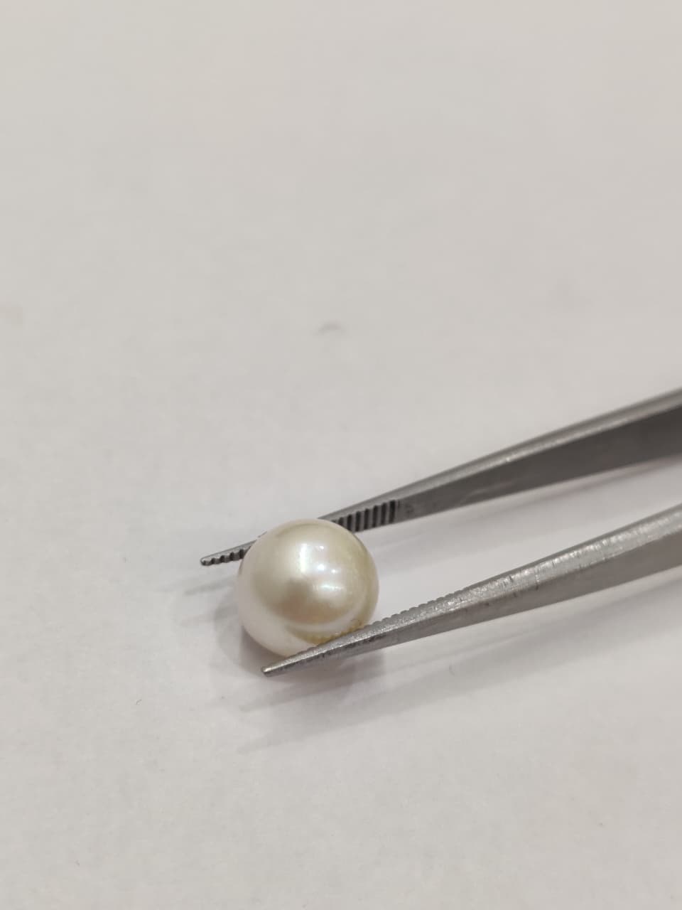 WhatsApp Image 2026-01-13 at 4.40.46 PM Natural South Sea Pearl 4.80 Carats - Image 1