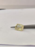 Natural Yellow Sapphire – 5.70 Carats (Ceylon, Sri Lanka) - Image 2
