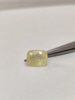 Natural Yellow Sapphire – 5.70 Carats (Ceylon, Sri Lanka) - Image 5