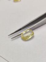 Natural Yellow Sapphire – 4.54 Carats (Ceylon, Sri Lanka) - Image 2