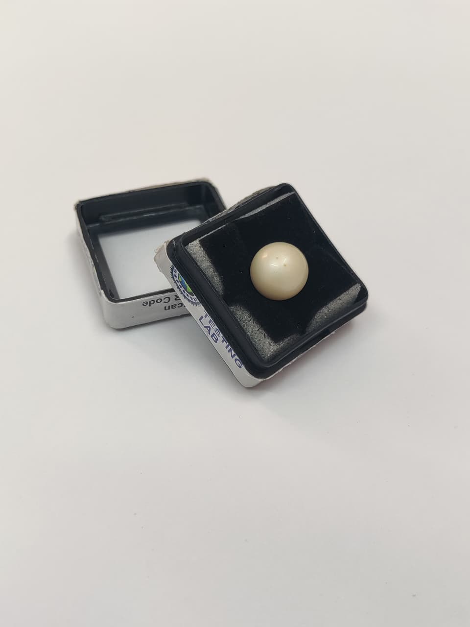 WhatsApp Image 2026-02-17 at 5.48.33 PM (1) Natural South Sea Pearl – 8.31 Carats (Moti) - Image 1