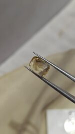 Natural Yellow Sapphire - 5 Carats (Cylone Sri Lanka) - Image 5