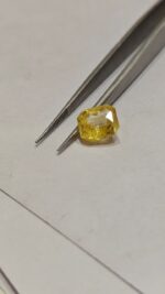 Natural Yellow Sapphire - 5.10 Carats (Cylone Sri Lanka) - Image 4