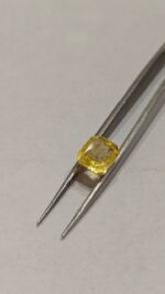 Natural Yellow Sapphire - 5.10 Carats (Cylone Sri Lanka) - Image 5
