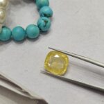 NATURAL YELLOW SAPPHIRE 10.40 CARATS (CYLONE SRI LANKA)