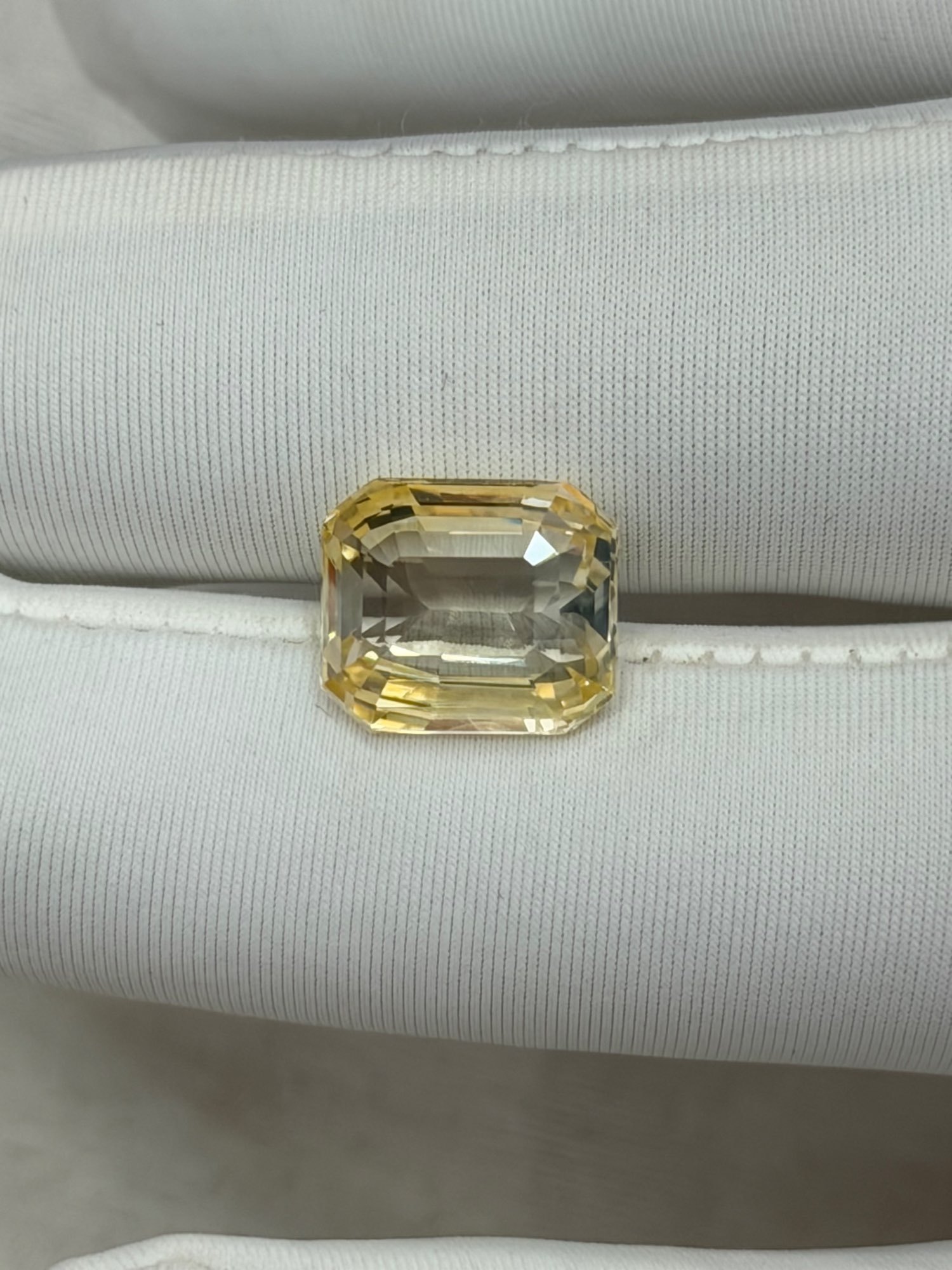 download (23) Premium Natural Ceylon Yellow Sapphire (Pukhraj) – 7.91 Carats (8.70 Ratti) | Sri Lanka - Image 1
